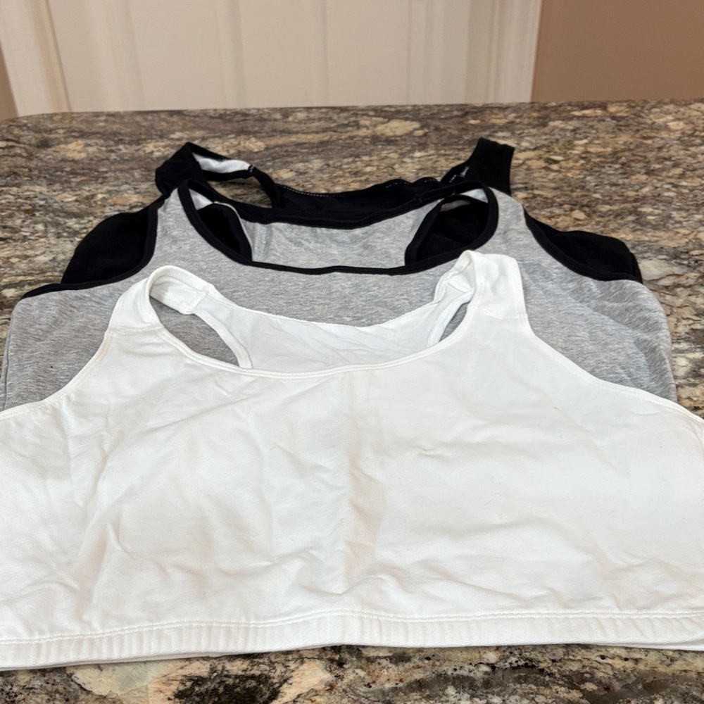 NWT Fruit of the Loom Sleep Bras - White, Gray, Black.. size 46